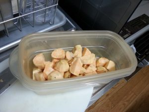 easy homemade tea snack plastic_box