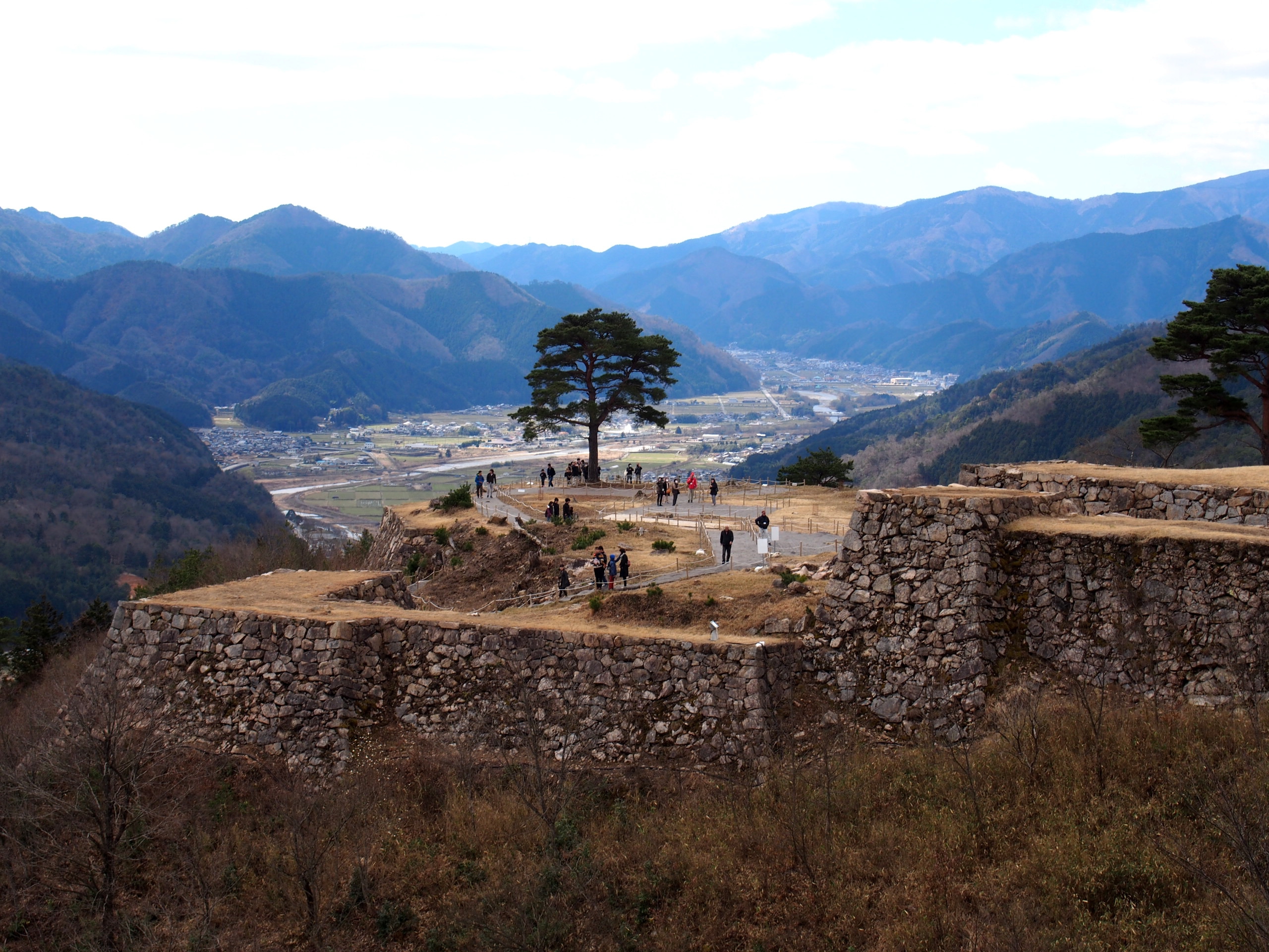 Machi Picchu-like view: Takeda Castle Ruins