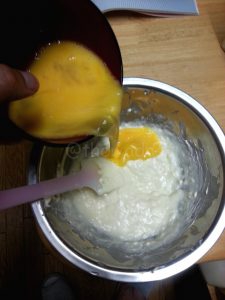 matcha_cheese_caske_add_eggs
