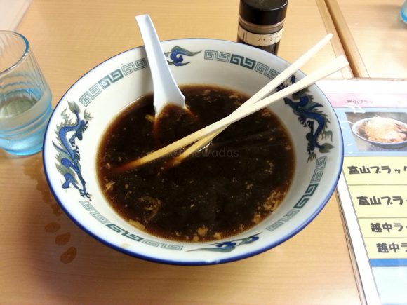 toyama_black_ramen_done