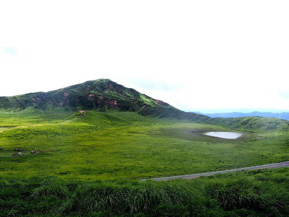 Greenish Mt. Aso in Kumamoto